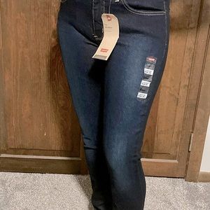 Levi’s 711 Skinny Mid Rise Dark Wash Jeans 6 Medium W28 L30